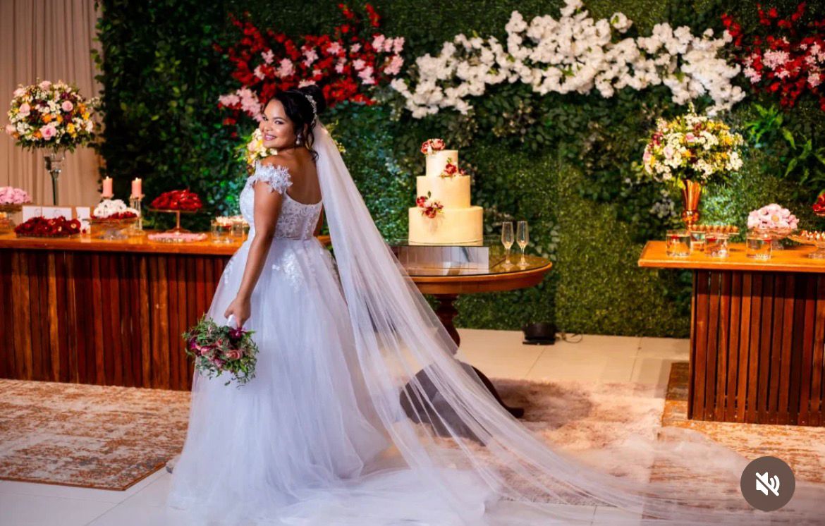 Debutante
